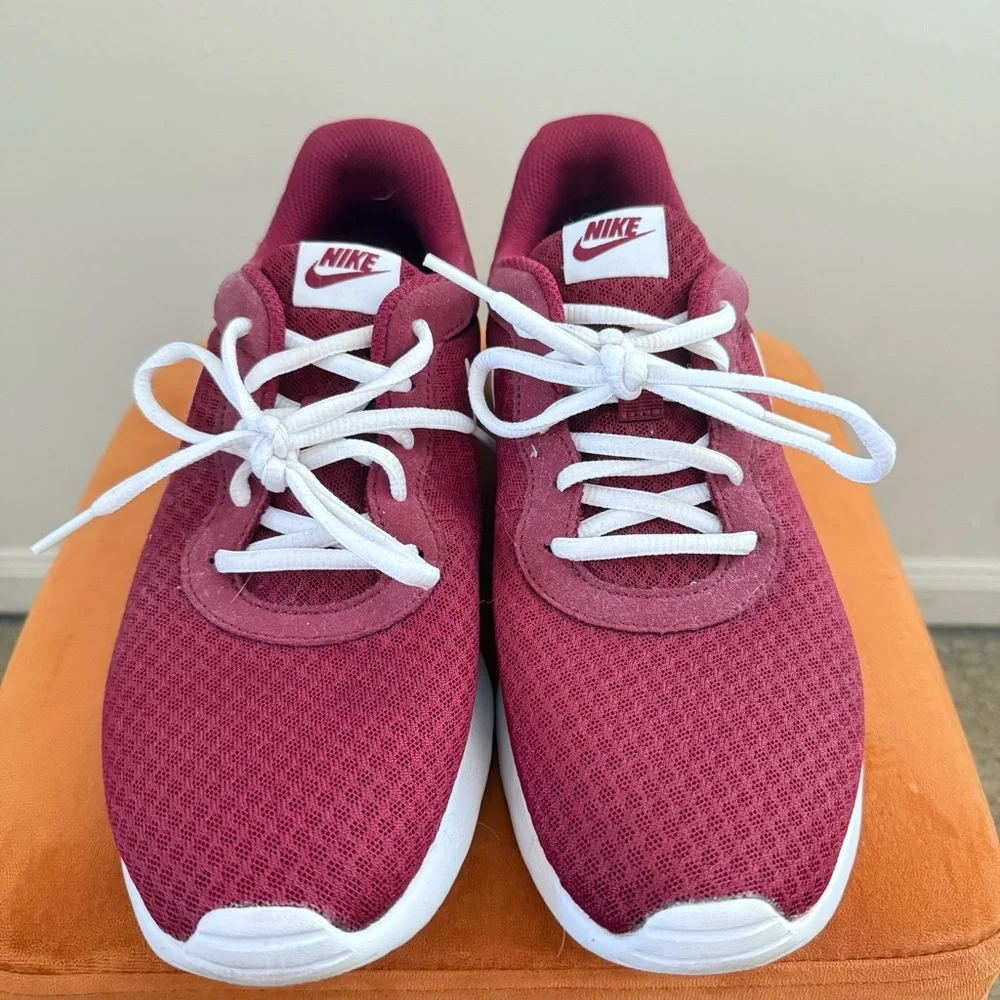 Nike Burgundy and White Athletic Shoes - Picture 4 of 5